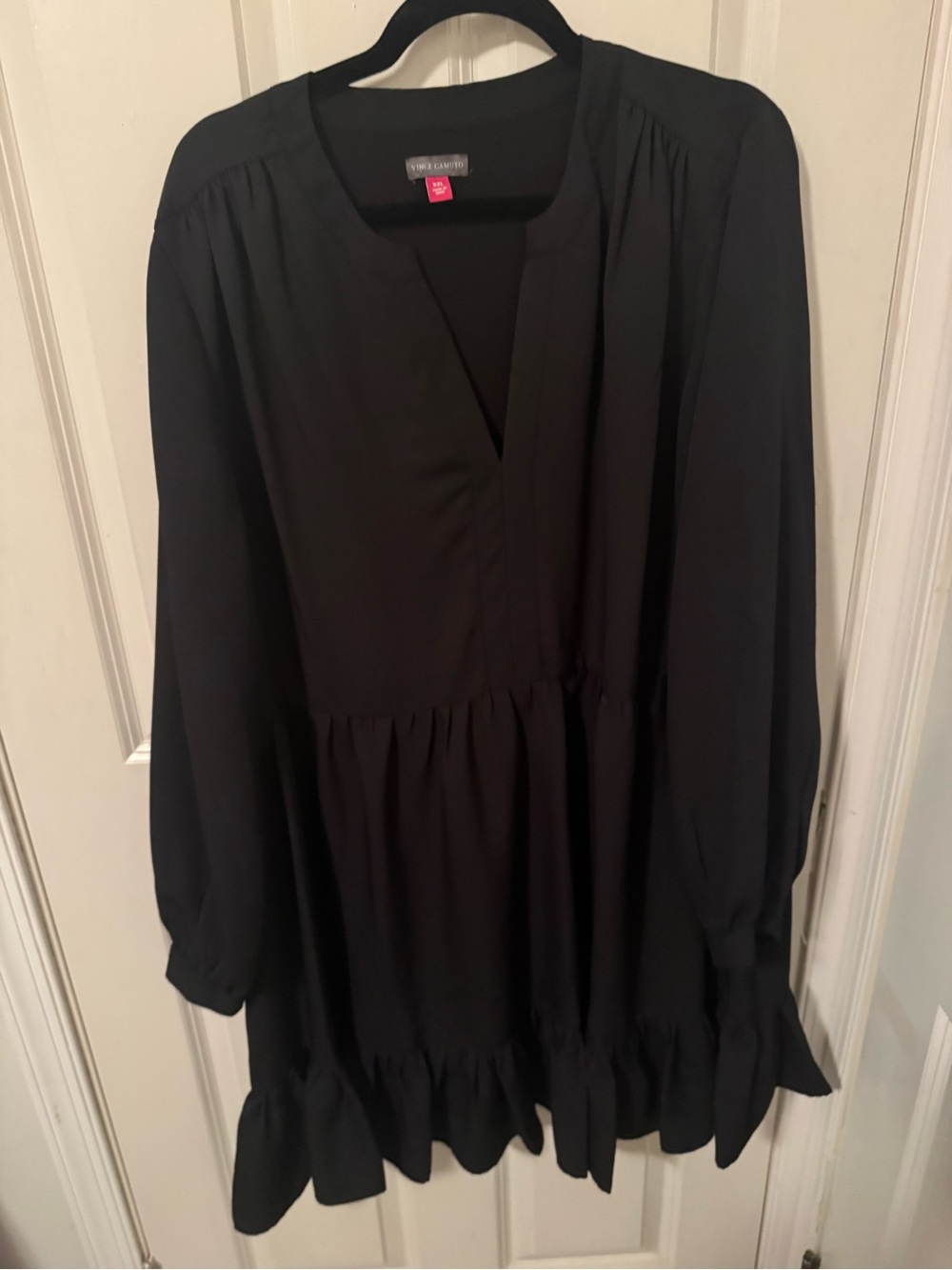 Vince Camuto Black Long Sleeve Dress with V-Neck
